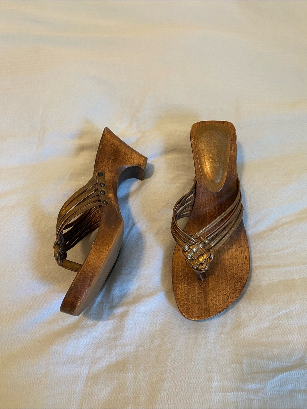 Y2k flip flop heels